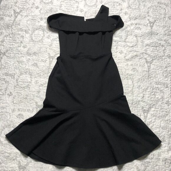 Adelyn Rae Dresses & Skirts - Adelyn Rae Women's Black Nicole One Shoulder Trumpet Knee Length Dress Sz S